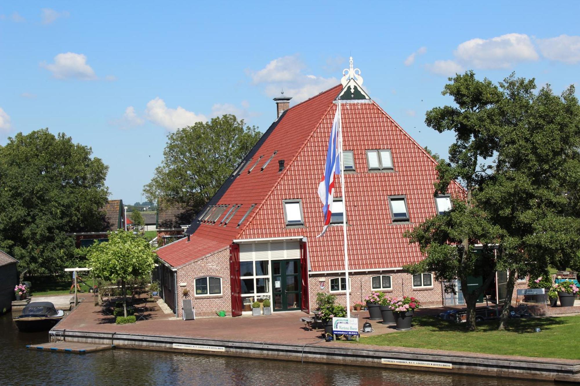 Wartena Hoeve - Vega B&B Luaran gambar