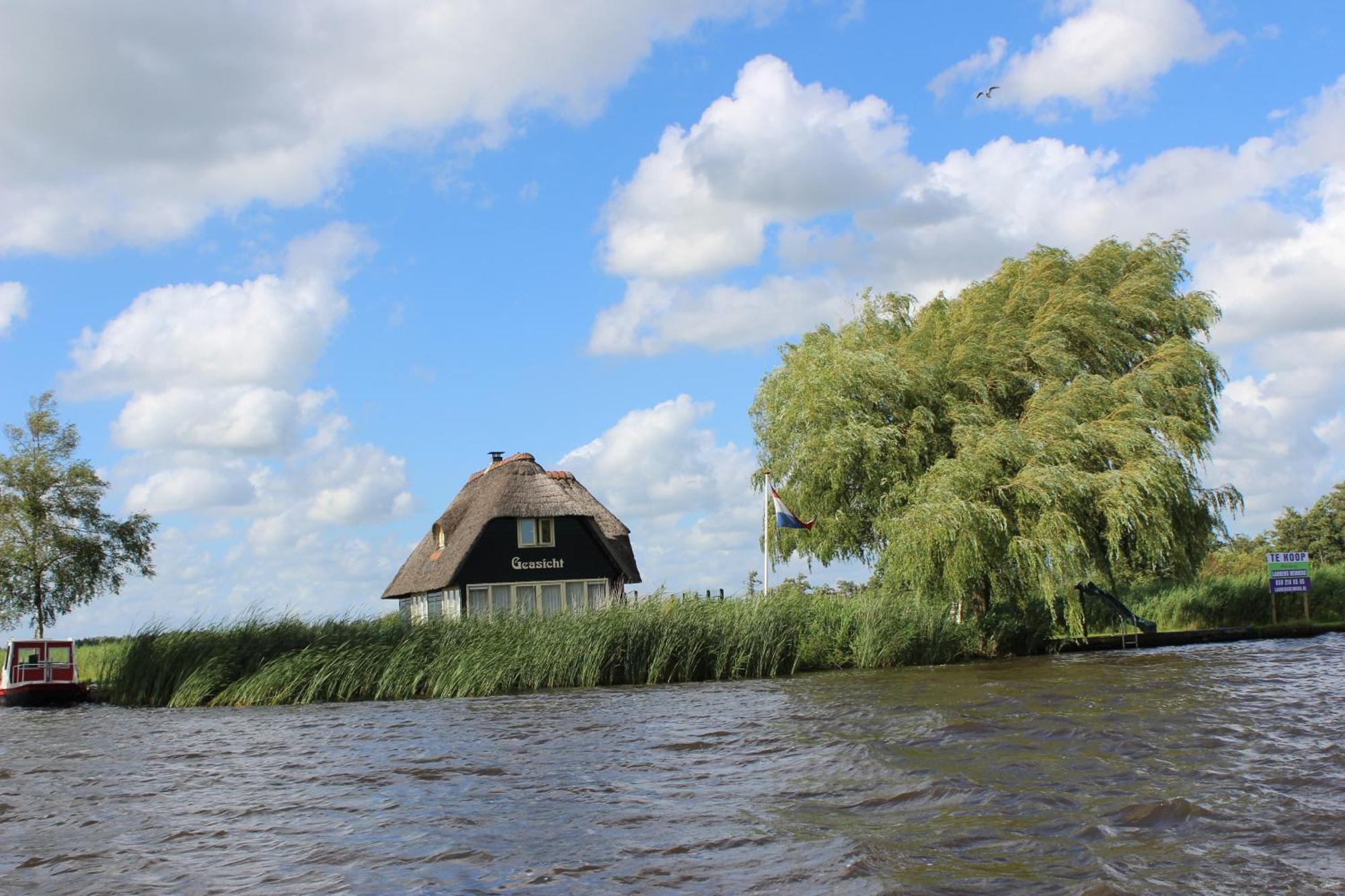 Wartena Hoeve - Vega B&B Luaran gambar